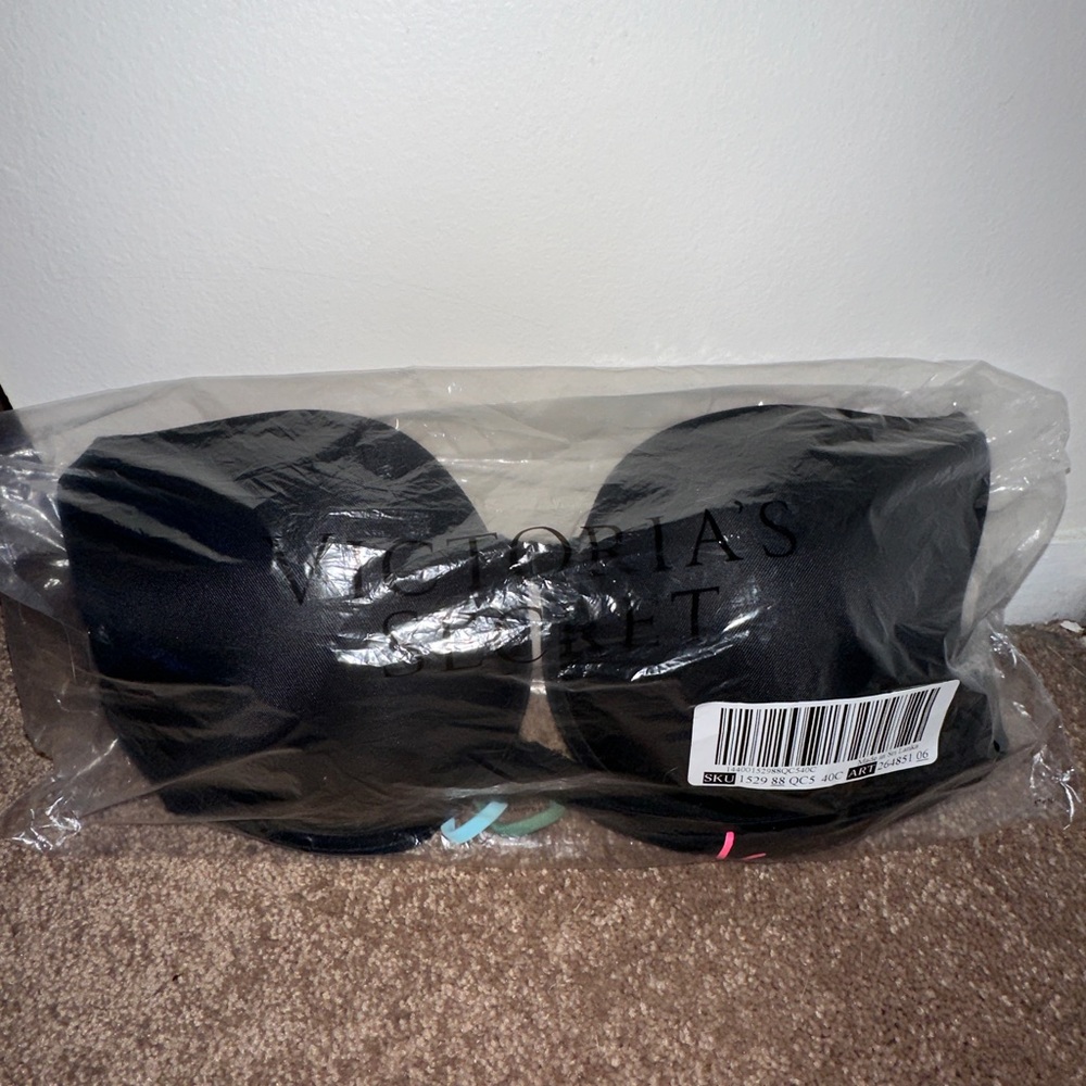 Wear Everywhere Front-Close Push-Up Bra Pink Victoria’s Secret 40 C